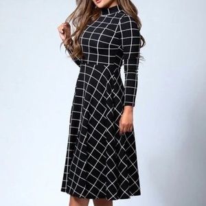 Women's V Neck Plaid Fit & Flare Midi Dress